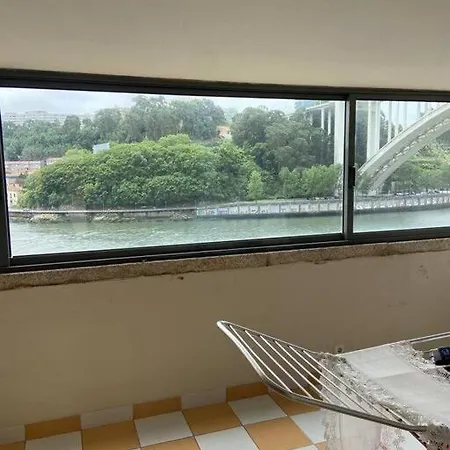 Apartment Baller Waterfront 2br Parking 3balconies