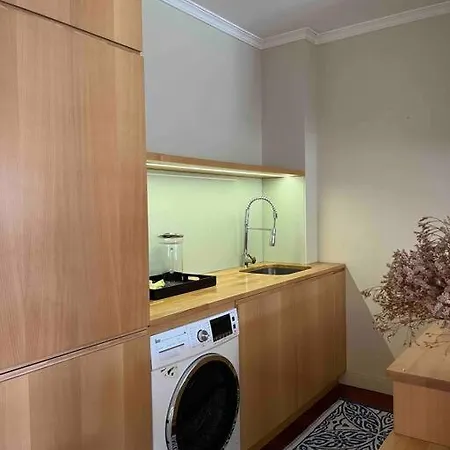 Apartment Baller Waterfront 2br Parking 3balconies Porto