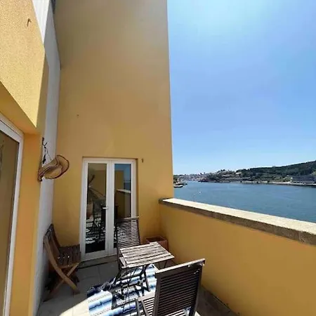 Baller Waterfront 2br Parking 3balconies *
